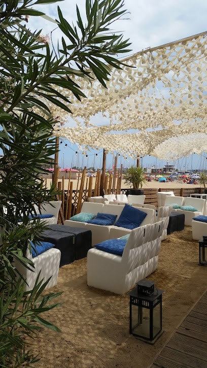 Café Maxime, Café à Sainte-Maxime