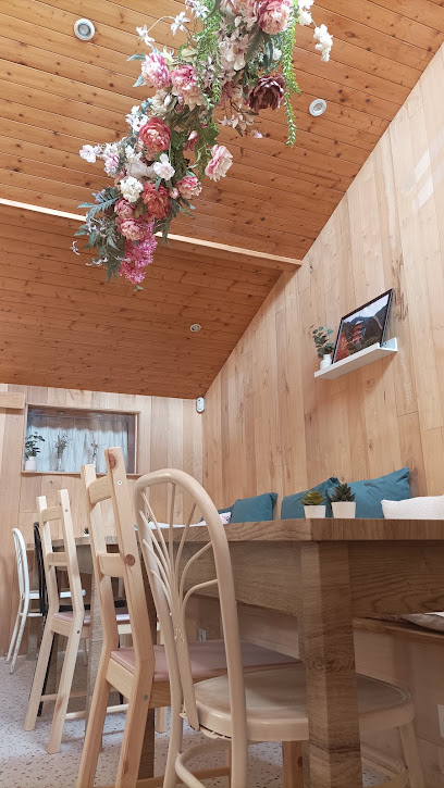 Abyssin Food & Coffee Café à Anglet
