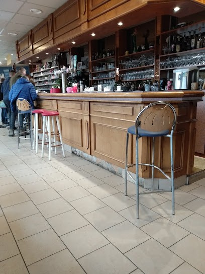 Le Rallye, Café à Neuville-Saint-Vaast