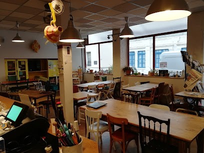 Le Cause Toujours, Café à Valence