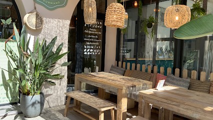 Peanut's Café, Café à Sainte-Maxime