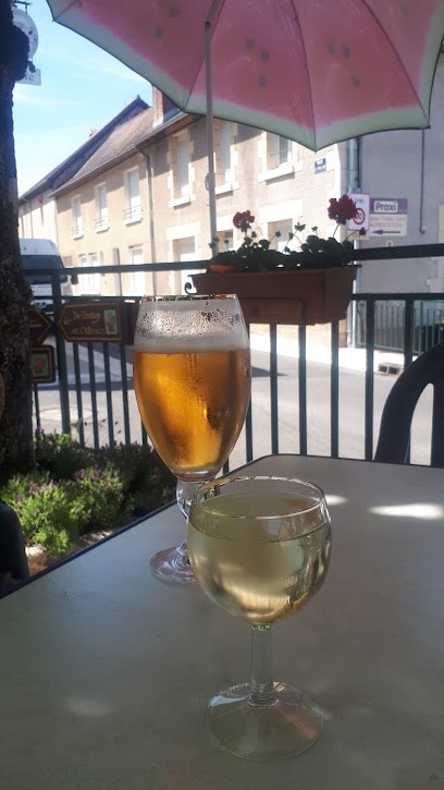 Le Cheval Blanc, Café à Saint-Pierre-de-Maillé