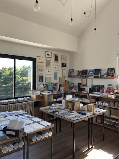 Monsieur Papier, Café à Plogoff