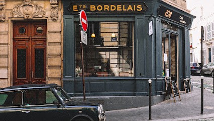 ISO Café - BRUNCH - PÂTISSERIE, Café à Paris 18