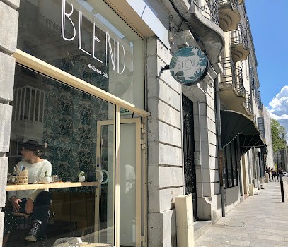 Blend Café, Café à Pau