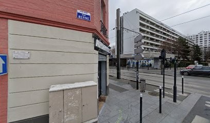 CAFEMYMOONA, Café à Saint-Denis