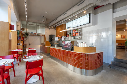 Miliki Café à Paris 20